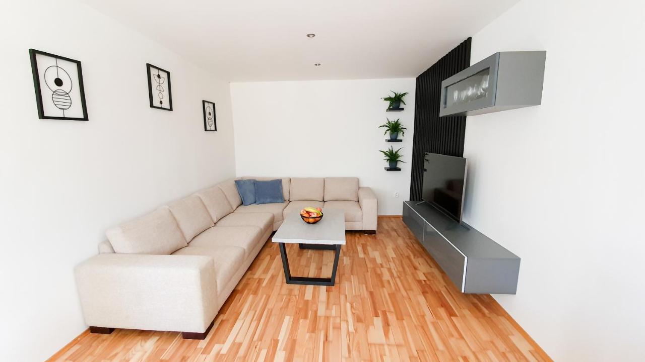 Apartman Love ボイニツェ エクステリア 写真